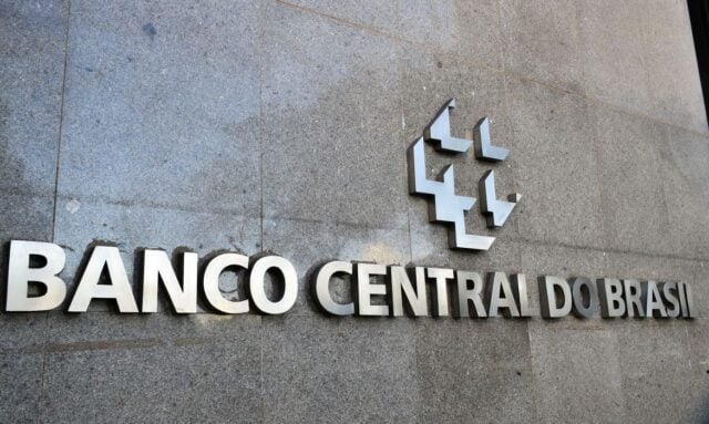 Mercado Reduz Projeção de Inflação para 4,95% em 2025 - Imagem do artigo original