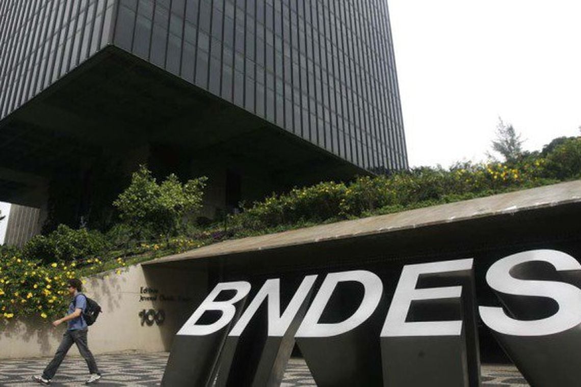 BNDES Anuncia Crédito Rápido a Empresas Afetadas por Tarifaço - Imagem do artigo original