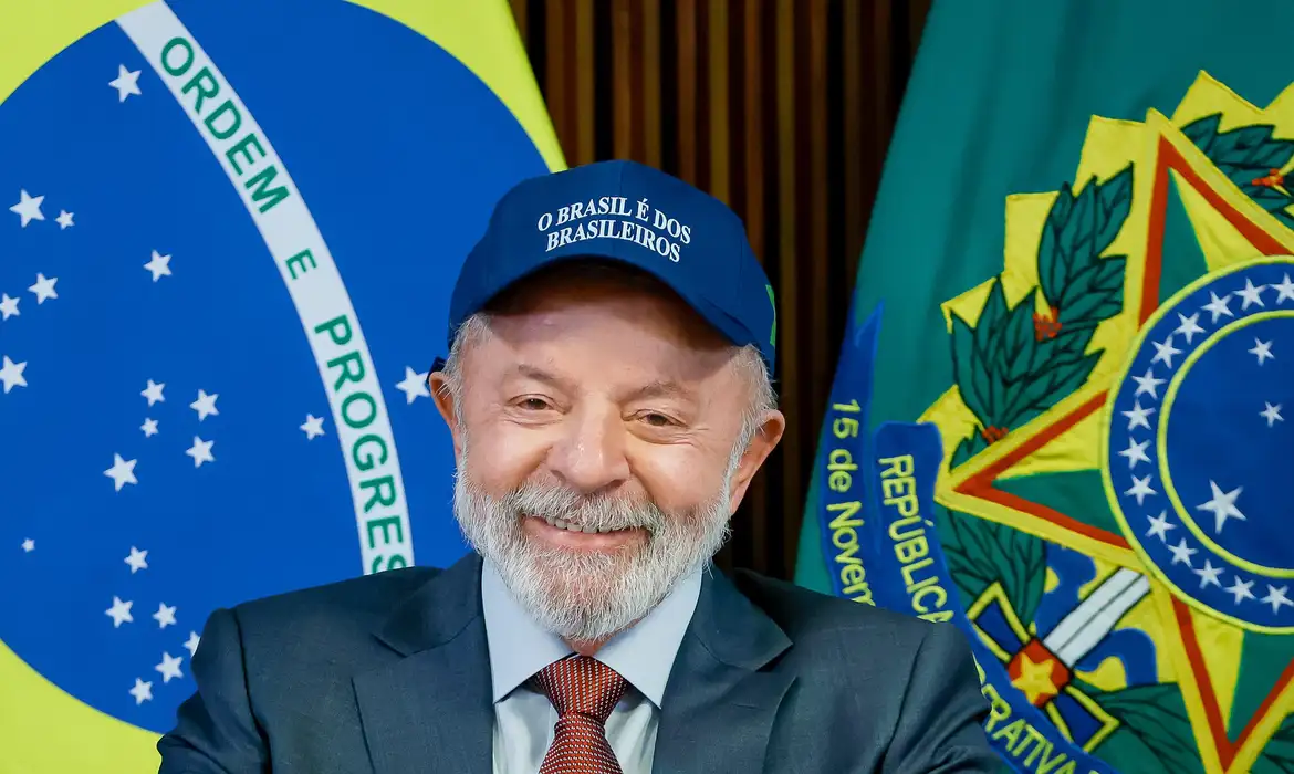 Lula Rejeita Tratamento Subalterno e Negocia Tarifas - Imagem do artigo original