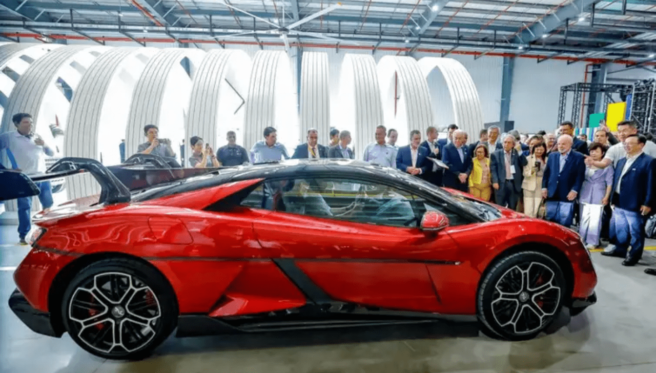 BYD Inaugura Fábrica de R$ 5,5 Bilhões na Bahia