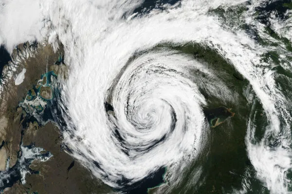 Ciclone Extratropical Irá Causar Ventos de 100 km/h - Imagem do artigo original