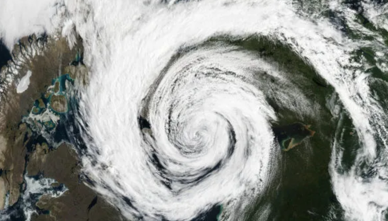 Ciclone Ameaça Sul e Sudeste com Ventos de até 100 km/h