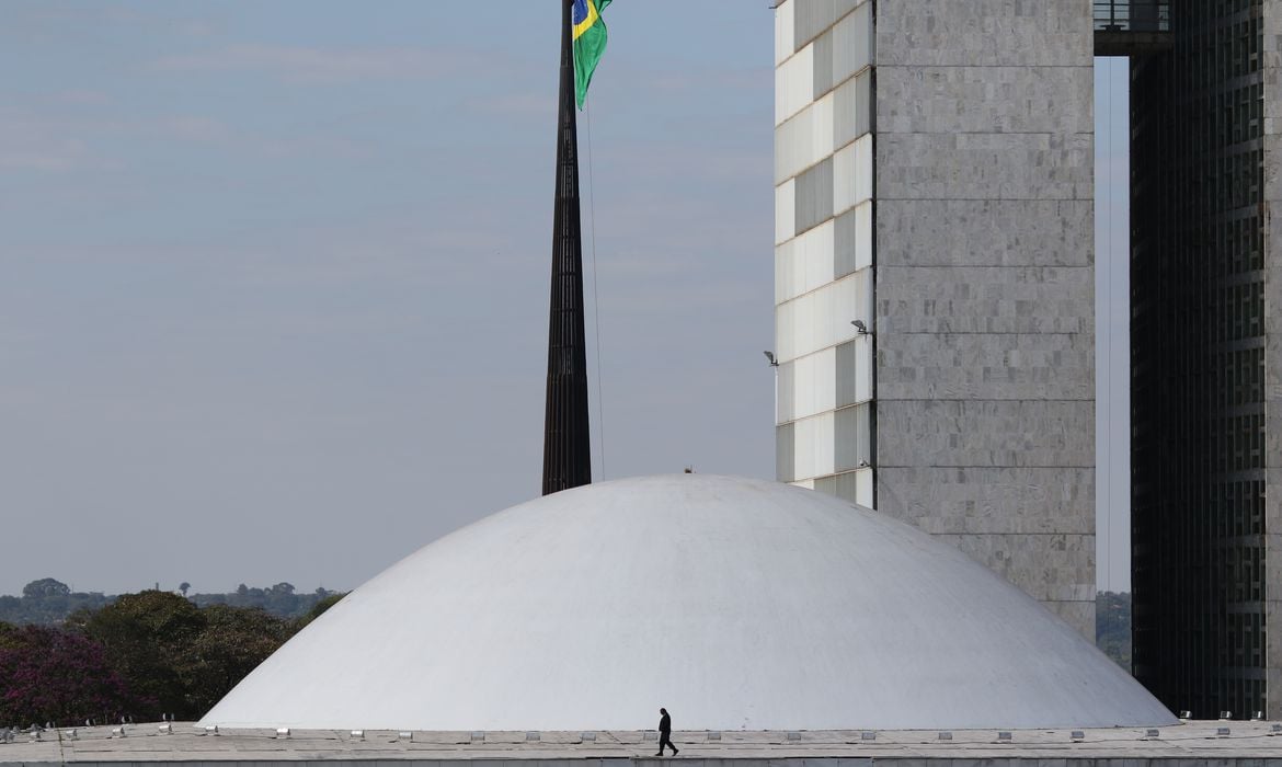 CCJ do Senado Aprova Modernização do Seguro Rural - Imagem do artigo original