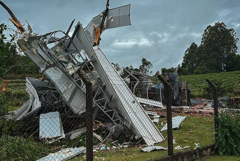 Defesa Civil Confirma Tornado em Flores da Cunha - Imagem do artigo original