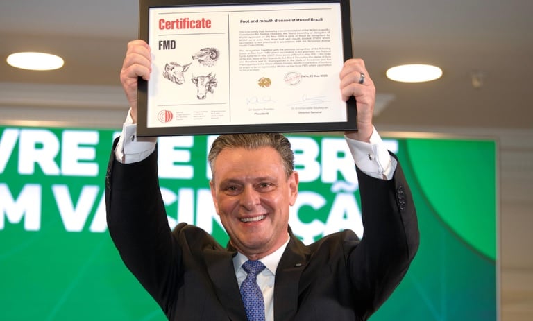 Fávaro Assina Contrato Para Banco de Antígenos de Aftosa - Imagem do artigo original