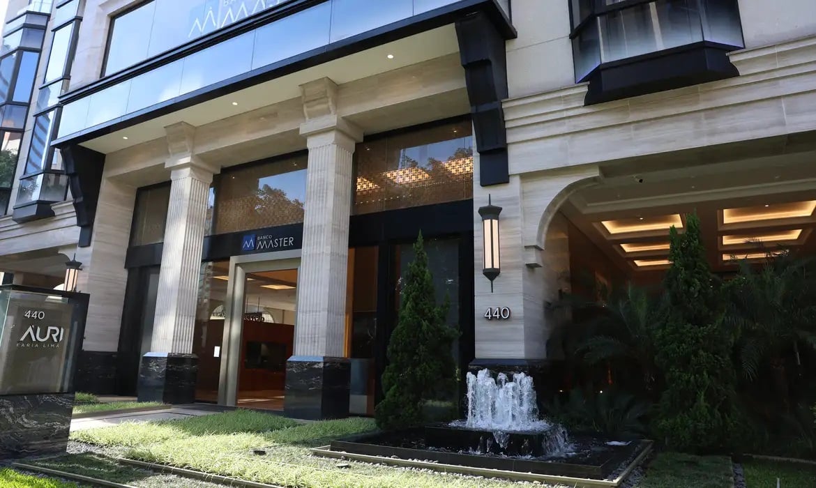TCU Avalia Interromper Liquidação do Banco Master - Imagem do artigo original
