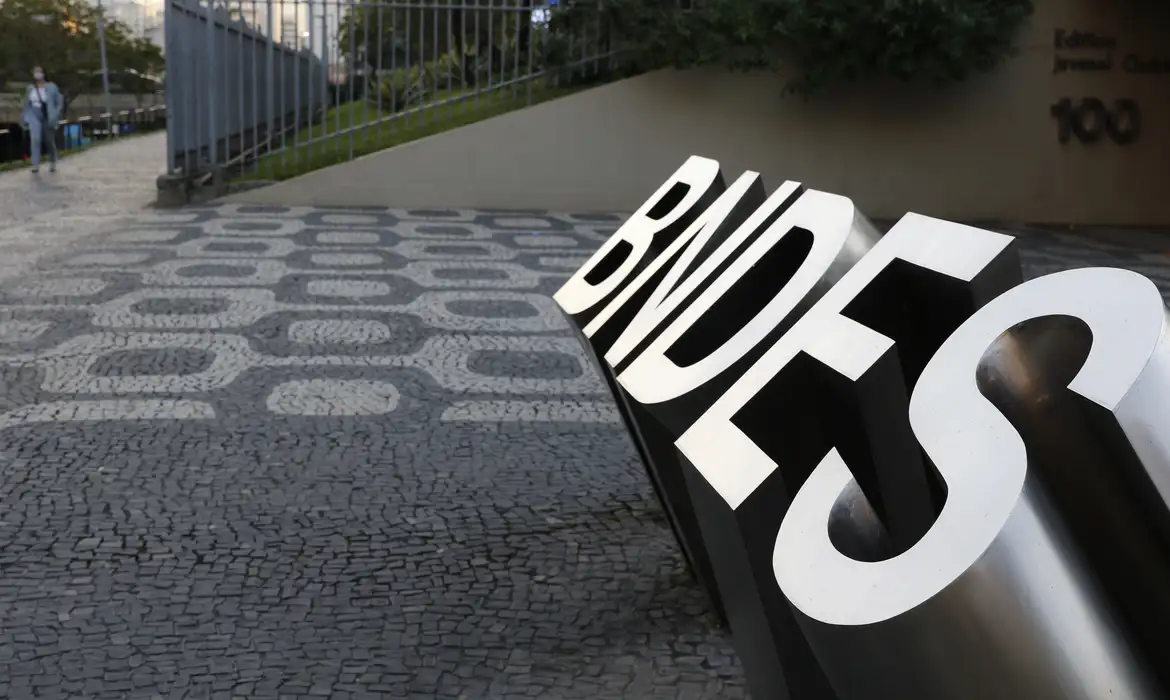 BNDES Inclui Safra 24/25 em Programa de Renegociação - Imagem do artigo original