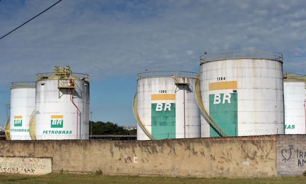 Alta do Petróleo Amplia Defasagem do Diesel - Imagem do artigo original