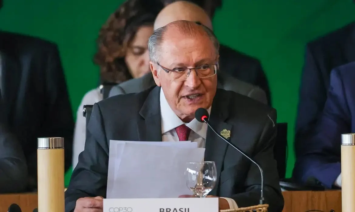 Imagem destacada Alckmin: Irã Está no Fim da Fila Para Tarifa dos EUA